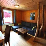 Ferienhaeuser & - Naturcamp Meyersgrund Im Thueringer Wald