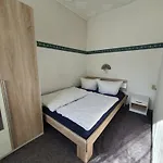 Holiday home Ferienhaeuser & - Naturcamp Meyersgrund Im Thueringer Wald *