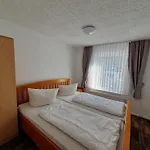 Holiday home Ferienhaeuser & - Naturcamp Meyersgrund Im Thueringer Wald Ilmenau