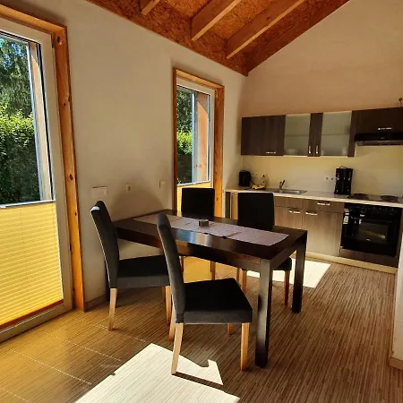 Ferienhäuser&bungalows - Naturcamp Meyersgrund Im Thüringer Wald * Ilmenau