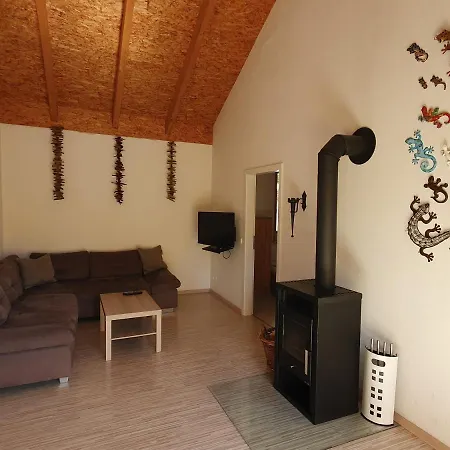 Ferienhäuser&bungalows - Naturcamp Meyersgrund Im Thüringer Wald