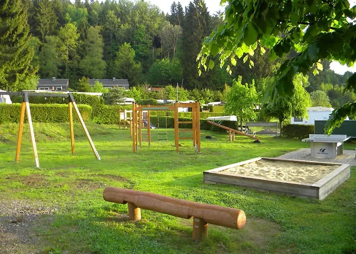 Ferienhaeuser & - Naturcamp Meyersgrund Im Thueringer Wald Vakantiehuis Ilmenau